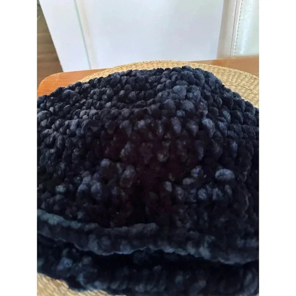 Women’s handmade Black large hat - Picture 4 of 6